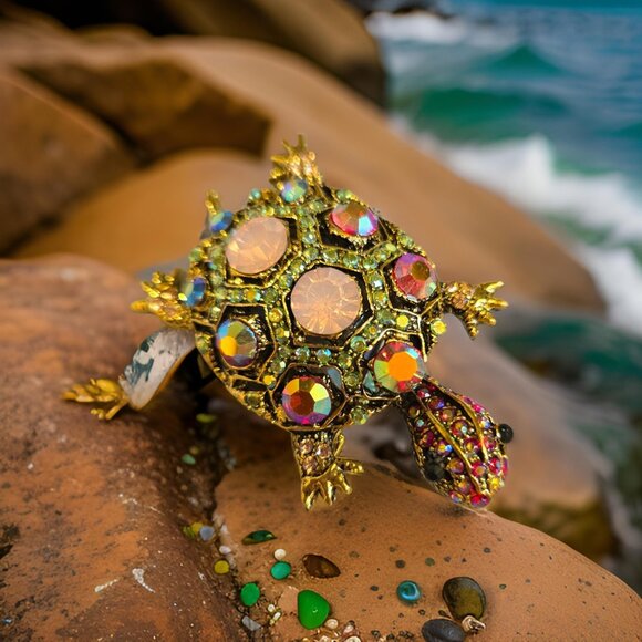 Rhinestone Turtle brooch - Picture 1 of 3